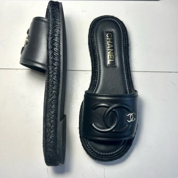 NEW CHANEL 23C CC LOGO MULE SANDALS BLACK LAMBSKIN SZ 38 - Picture 11 of 16